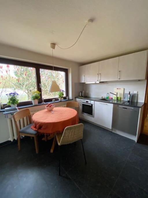 Geraeumiges 120M² Haus Mit Garten + Stellplatz Stralsund Kültér fotó